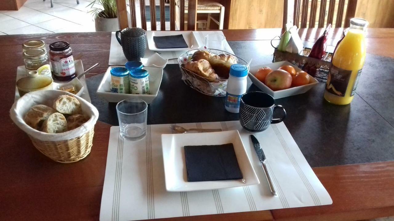 Ma Cabane Du Canada Combray Экстерьер фото